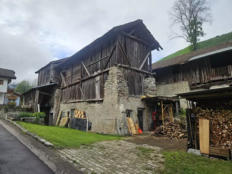 Immagine 7 di Rustico / casale in vendita  in Via Ergisto Bezzi, n.11 a Dimaro Folgarida
