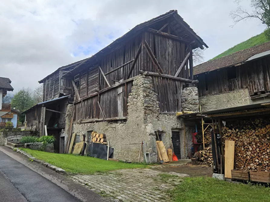 Immagine 9 di Rustico / casale in vendita  in Via Ergisto Bezzi, n.11 a Dimaro Folgarida