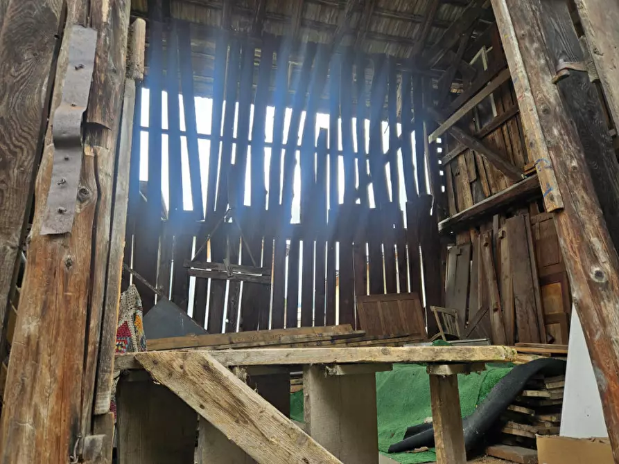 Immagine 10 di Rustico / casale in vendita  in Via Ergisto Bezzi, n.11 a Dimaro Folgarida