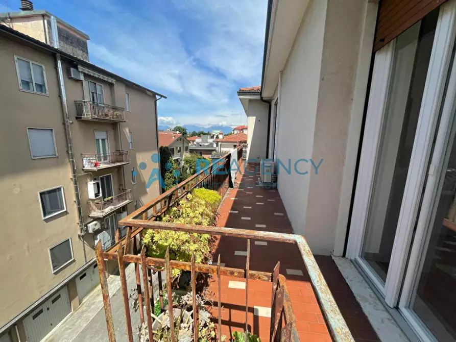 Immagine 7 di Appartamento in vendita  in Via Bartolomeo Panizza a Vicenza