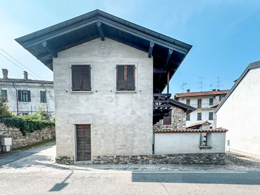 Immagine 6 di Casa indipendente in vendita  in Via Italia 56 a Brovello-Carpugnino