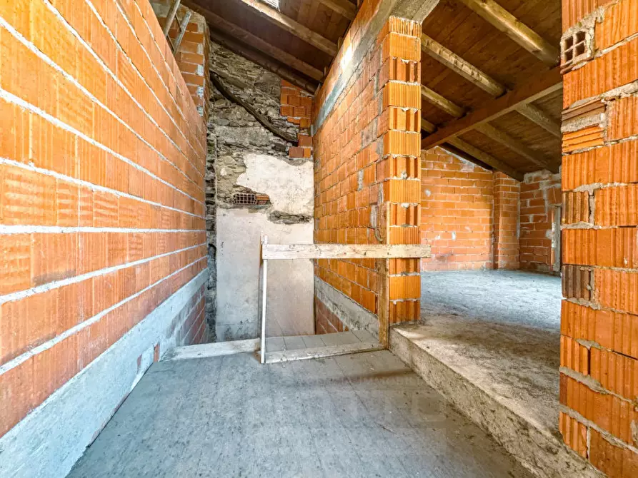 Immagine 17 di Casa indipendente in vendita  in Via Italia 56 a Brovello-Carpugnino