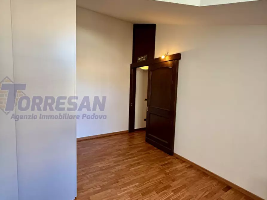 Immagine 19 di Appartamento in vendita  in Via Campagnola a Padova