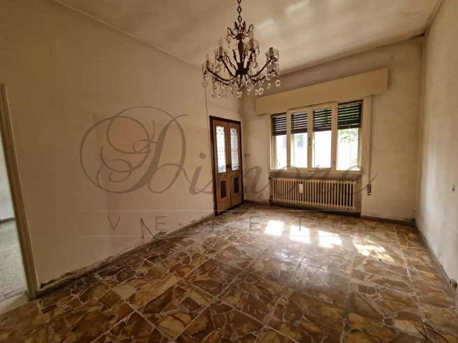 Immagine 4 di Casa indipendente in vendita  in VIA LUIGI MARIUTTO a Mirano