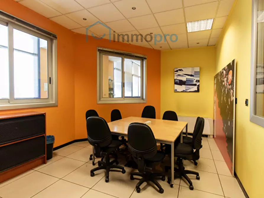 Immagine 12 di Ufficio in vendita  in Strada della Cebrosa 86 a Torino