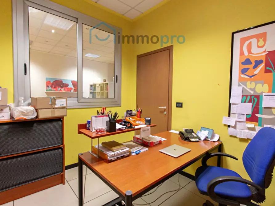 Immagine 23 di Ufficio in vendita  in Strada della Cebrosa 86 a Torino