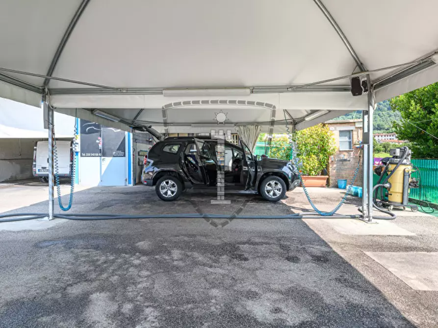 Immagine 3 di Attività commerciale in vendita  in Via Montello, 73 a Marostica