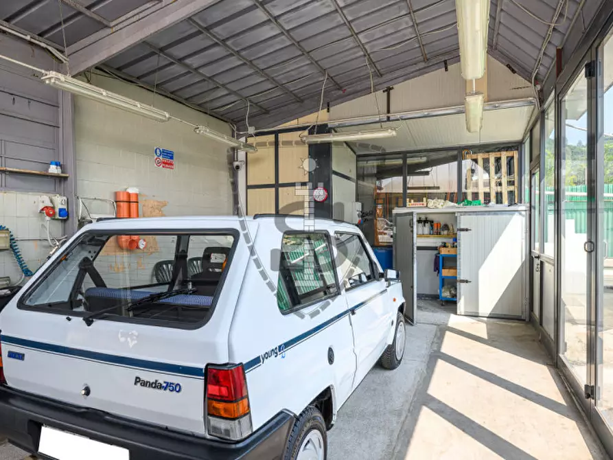 Immagine 5 di Attività commerciale in vendita  in Via Montello, 73 a Marostica