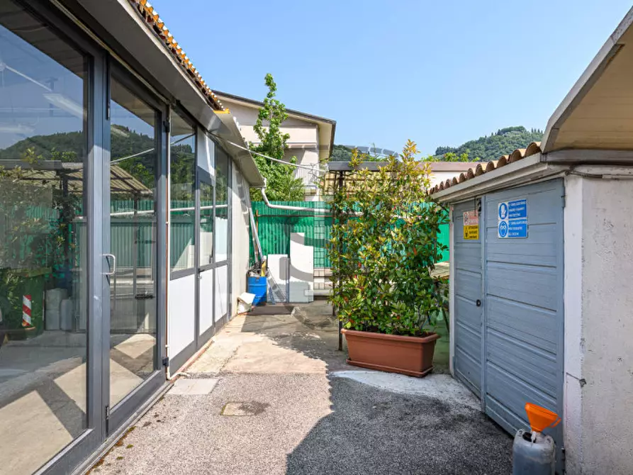 Immagine 6 di Attività commerciale in vendita  in Via Montello, 73 a Marostica