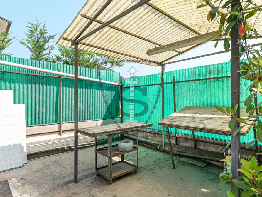 Immagine 7 di Attività commerciale in vendita  in Via Montello, 73 a Marostica