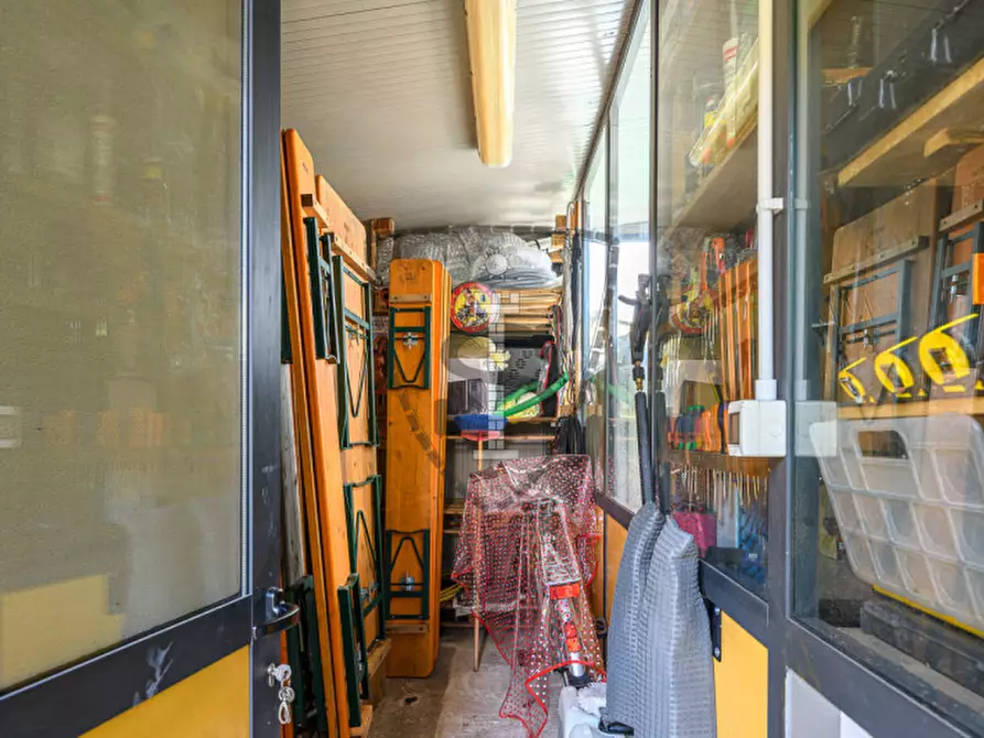 Immagine 12 di Attività commerciale in vendita  in Via Montello, 73 a Marostica