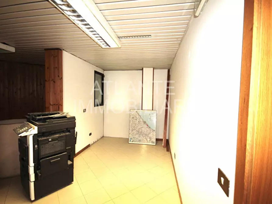Immagine 4 di Ufficio in affitto  in via Casalecchio a Rimini