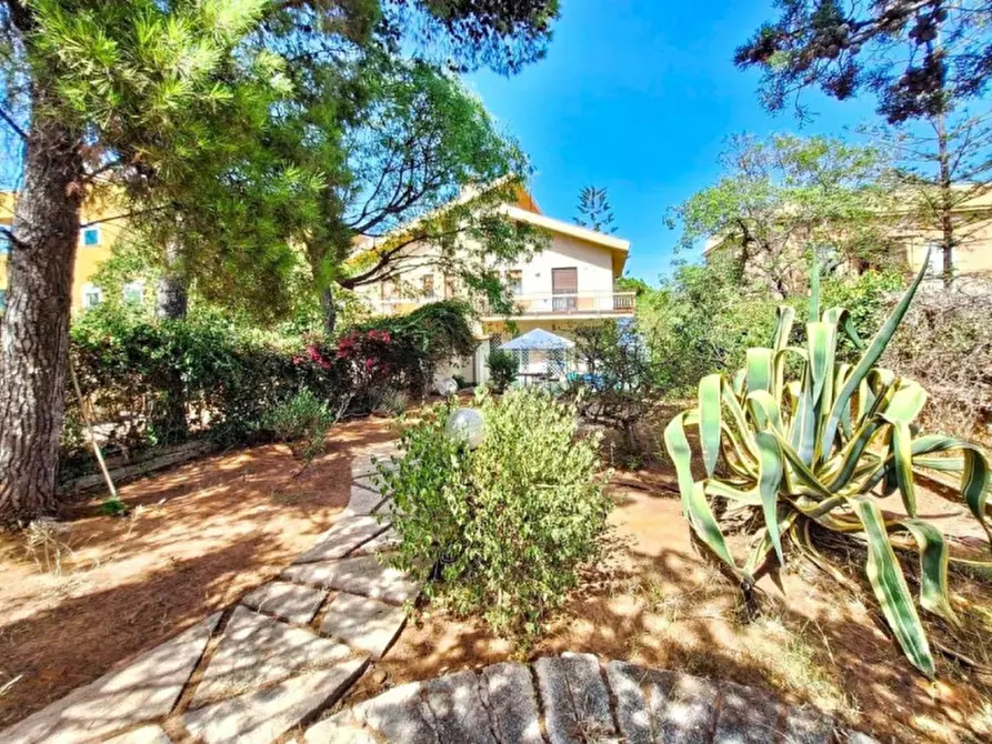 Immagine 17 di Appartamento in vendita  in Viale Kennedy, 25-27, 90014 Casteldaccia PA, Italia a Casteldaccia