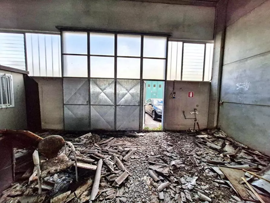 Immagine 8 di Capannone industriale in vendita  in Via Puccini, N. snc a Bientina