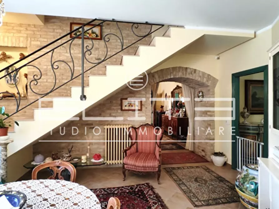 Immagine 10 di Appartamento in vendita  a Osimo