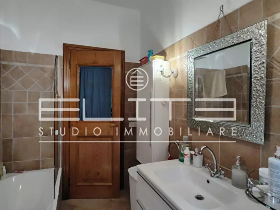 Immagine 14 di Appartamento in vendita  a Osimo