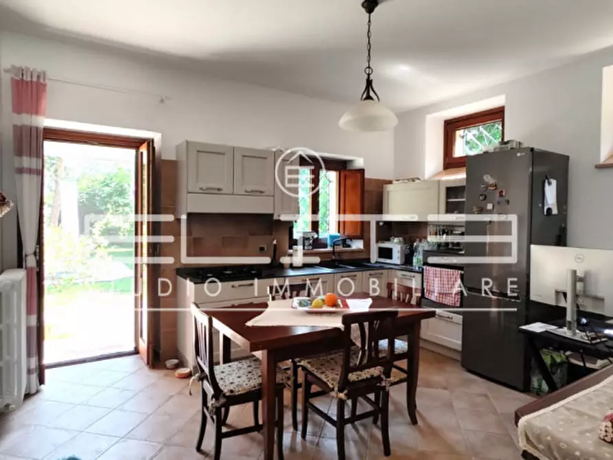 Immagine 16 di Appartamento in vendita  a Osimo