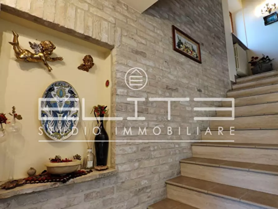 Immagine 17 di Appartamento in vendita  a Osimo