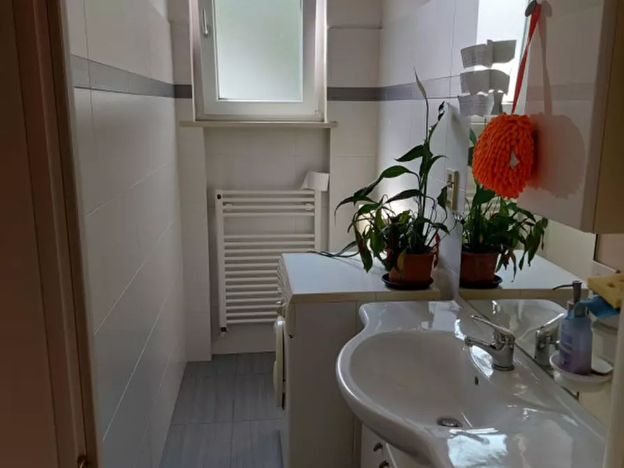 Immagine 8 di Casa bifamiliare in vendita  in Via Giovanni Pascoli  19 a Torrebelvicino