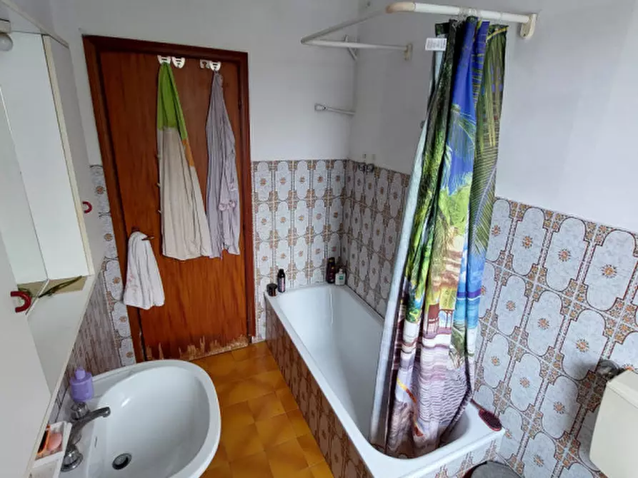 Immagine 18 di Casa bifamiliare in vendita  in Via Giovanni Pascoli  19 a Torrebelvicino