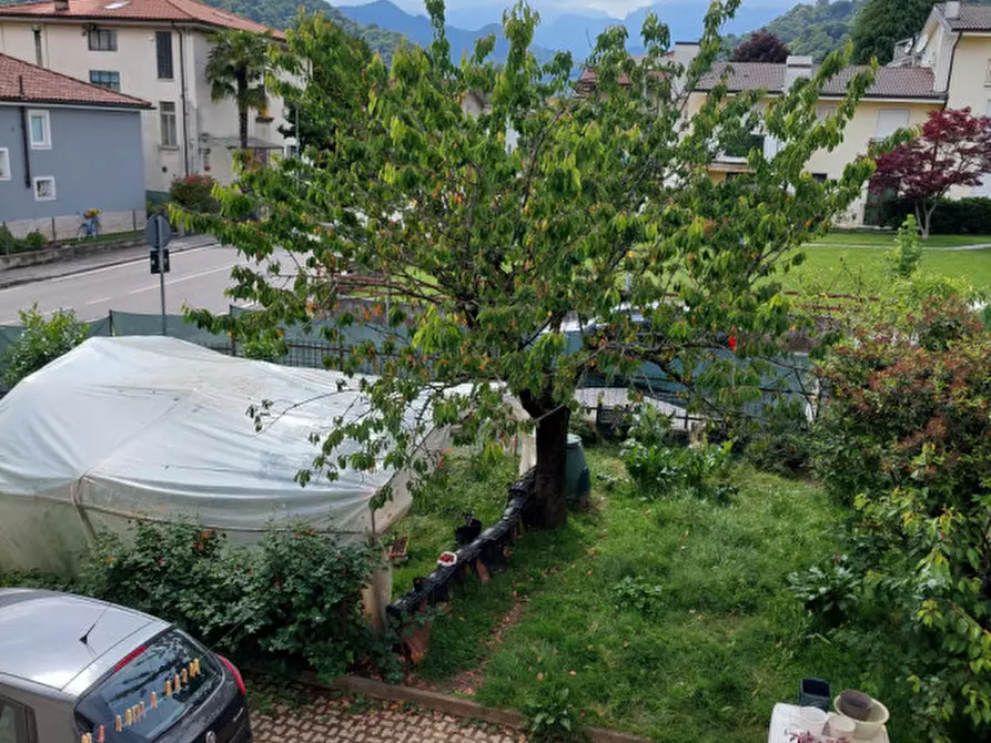 Immagine 20 di Casa bifamiliare in vendita  in Via Giovanni Pascoli  19 a Torrebelvicino