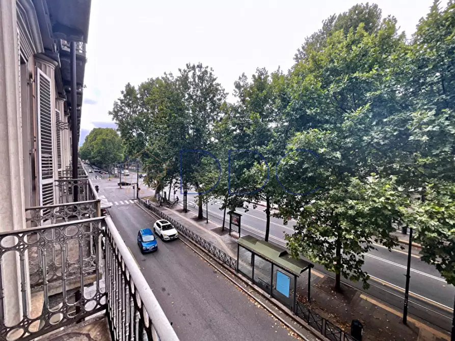 Immagine 4 di Appartamento in vendita  in Corso Vittorio Emanuele II 102 a Torino