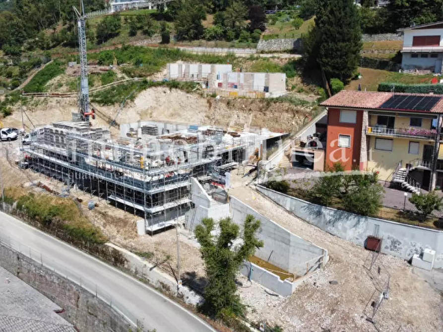 Immagine 13 di Appartamento in vendita  in VIA DEL CARRO n. SNC Piano T-1 a San Zeno Di Montagna