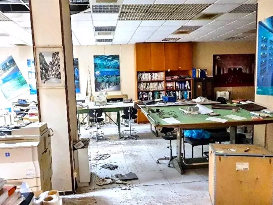 Immagine 5 di Magazzino in vendita  in Via Leonardo da Vinci, 360, 90135 Palermo PA, Italia a Palermo