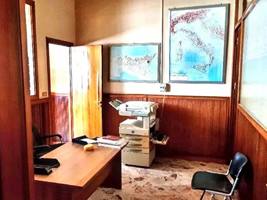 Immagine 14 di Magazzino in vendita  in Via Leonardo da Vinci, 360, 90135 Palermo PA, Italia a Palermo