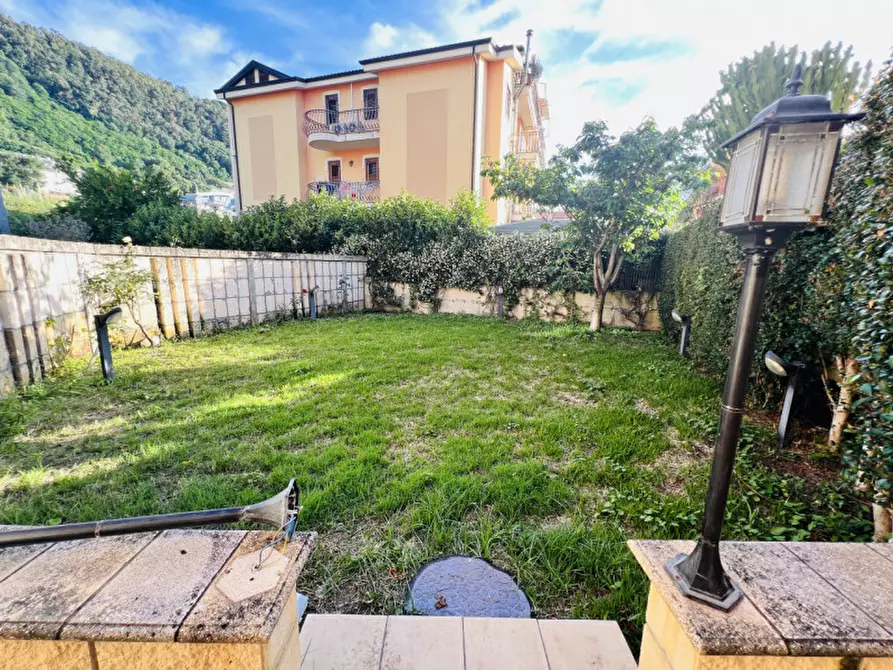 Immagine 39 di Villetta a schiera in vendita  in SS18 a Pizzo