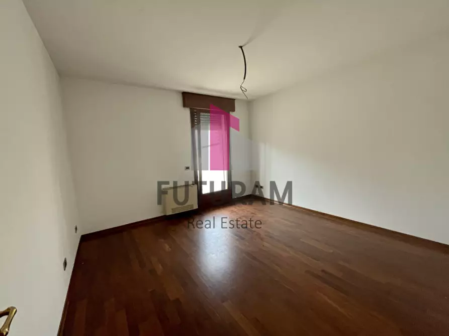 Immagine 14 di Ufficio in affitto  a Noventa Padovana