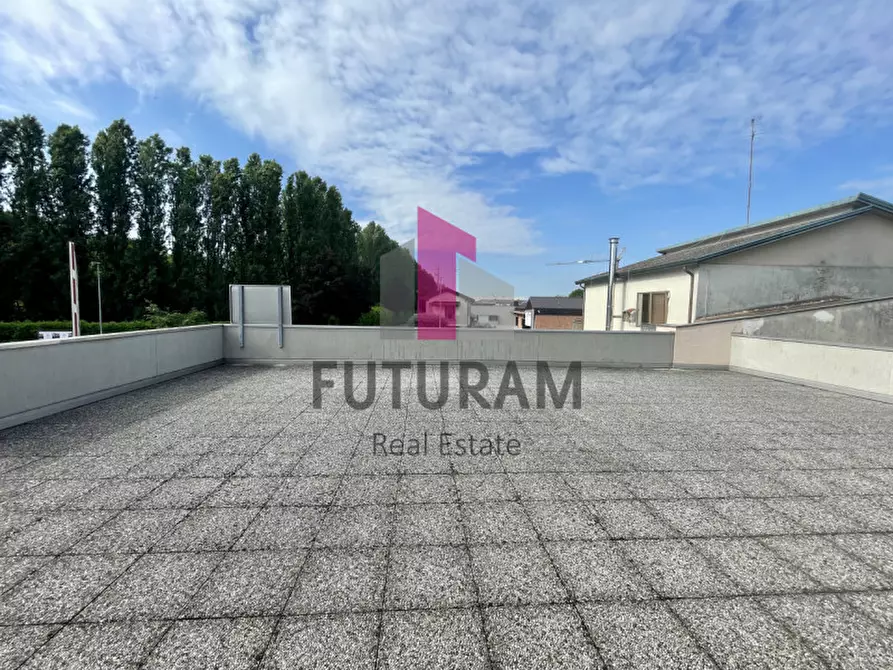 Immagine 18 di Ufficio in affitto  a Noventa Padovana