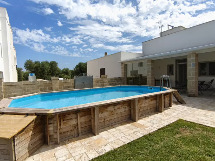 Immagine 10 di Villa in vendita  a Fasano