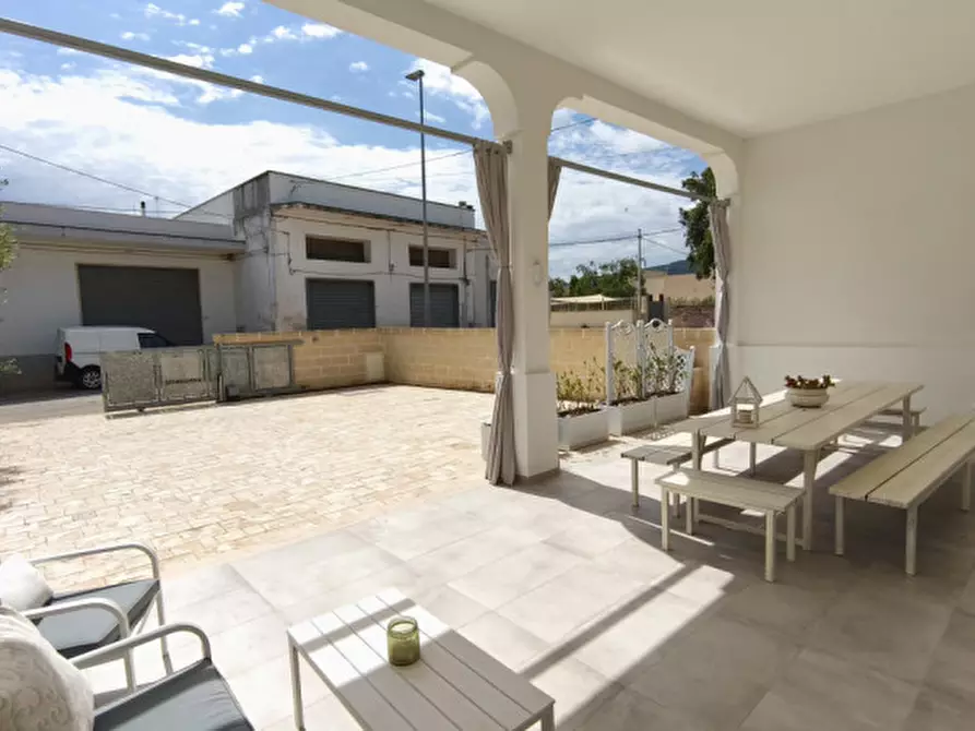 Immagine 31 di Villa in vendita  a Fasano