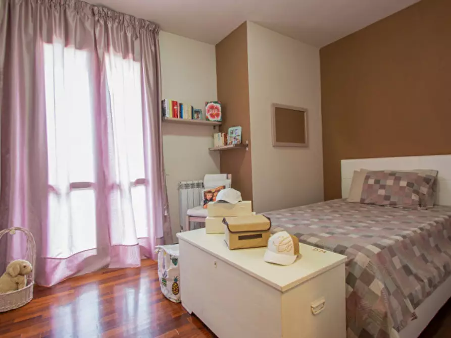 Immagine 3 di Appartamento in vendita  in via montalese a Prato