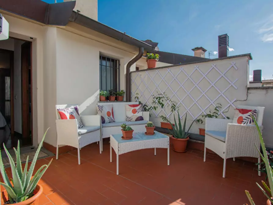 Immagine 6 di Appartamento in vendita  in via montalese a Prato