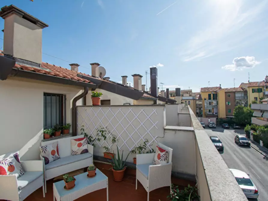 Immagine 16 di Appartamento in vendita  in via montalese a Prato