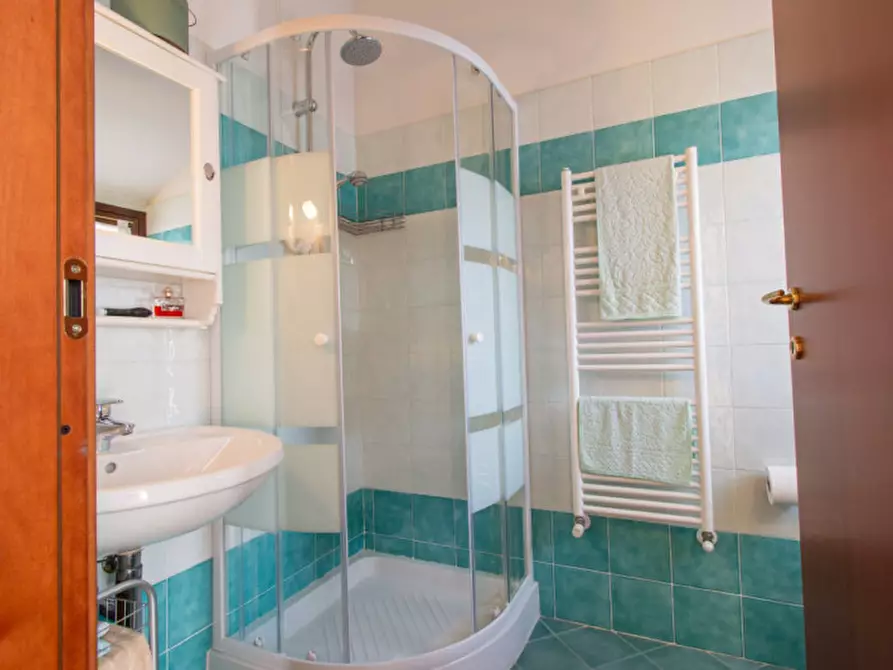 Immagine 21 di Appartamento in vendita  in via montalese a Prato