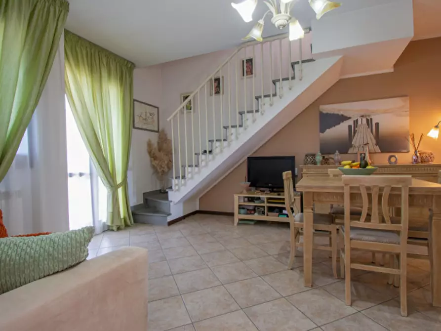 Immagine 22 di Appartamento in vendita  in via montalese a Prato