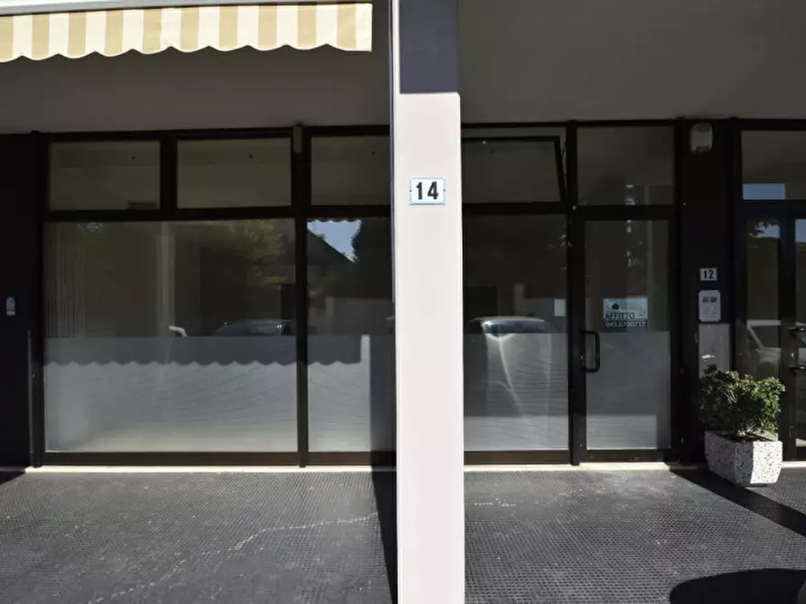 Immagine 4 di Negozio in affitto  in Via V. Betteloni 14 a Bussolengo