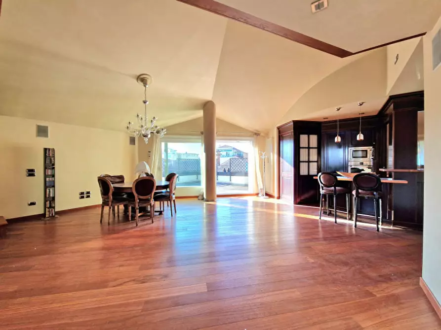 Immagine 2 di Attico in vendita  in Via fra' Giocondo a Treviso