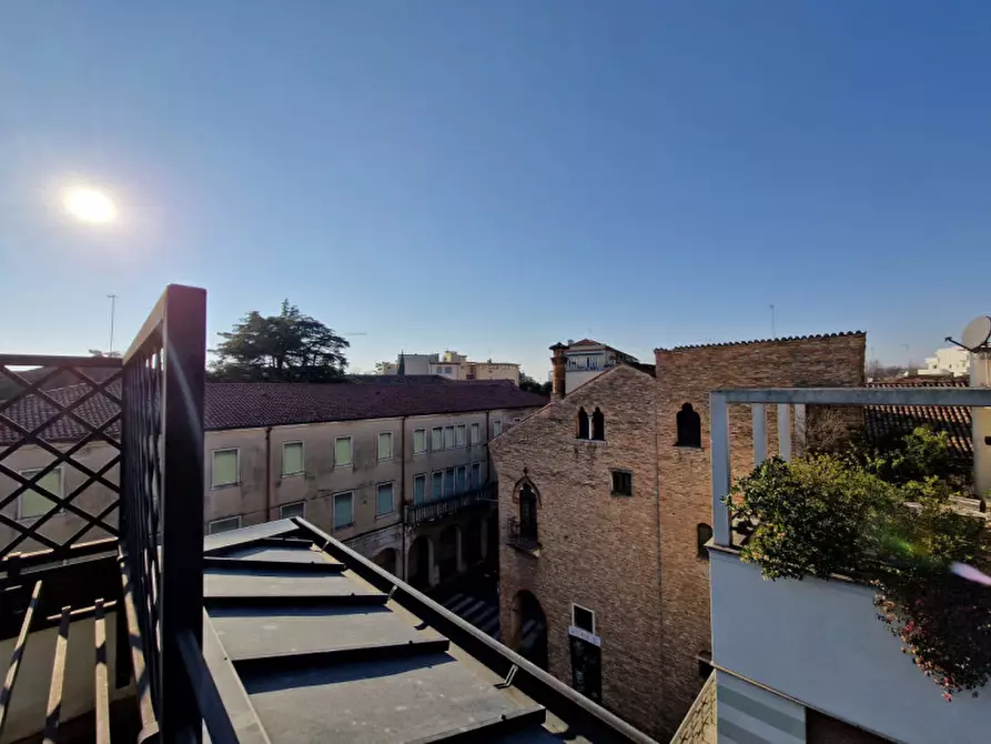 Immagine 11 di Attico in vendita  in Via fra' Giocondo a Treviso