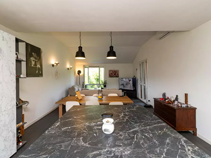 Immagine 1 di Villetta a schiera in vendita  in villaggio rododendro 10 a La Valletta Brianza