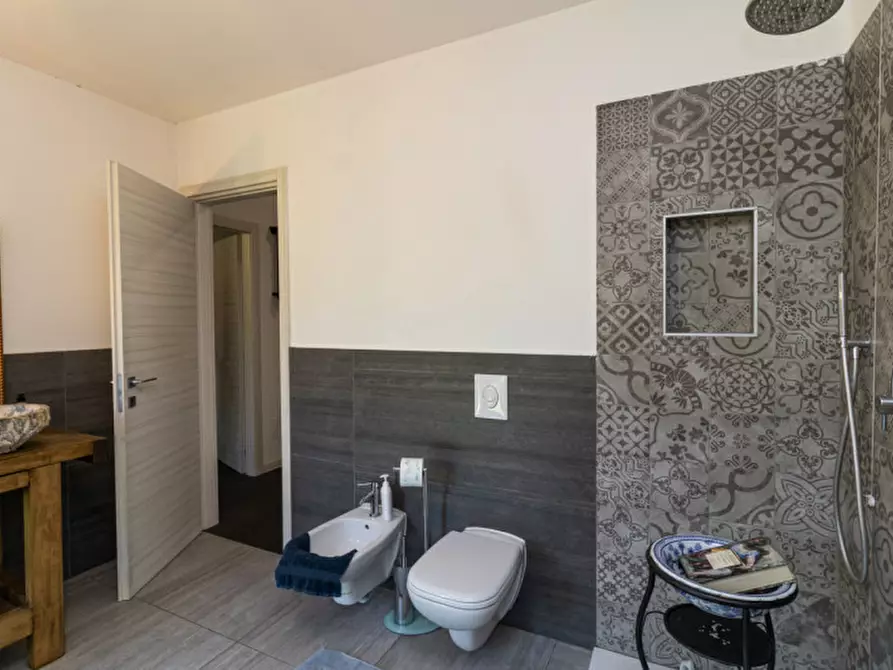 Immagine 11 di Villetta a schiera in vendita  in villaggio rododendro 10 a La Valletta Brianza