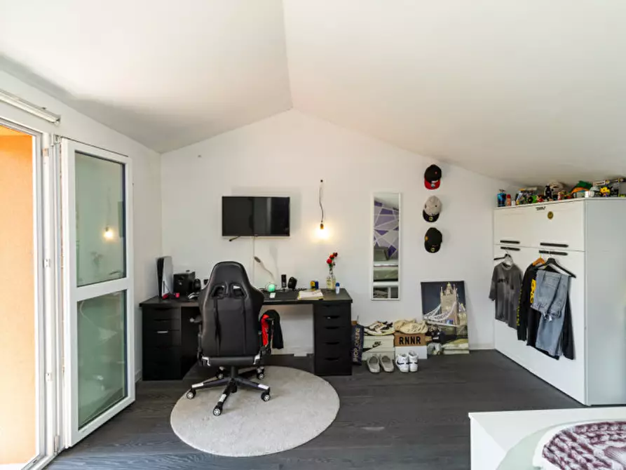 Immagine 20 di Villetta a schiera in vendita  in villaggio rododendro 10 a La Valletta Brianza