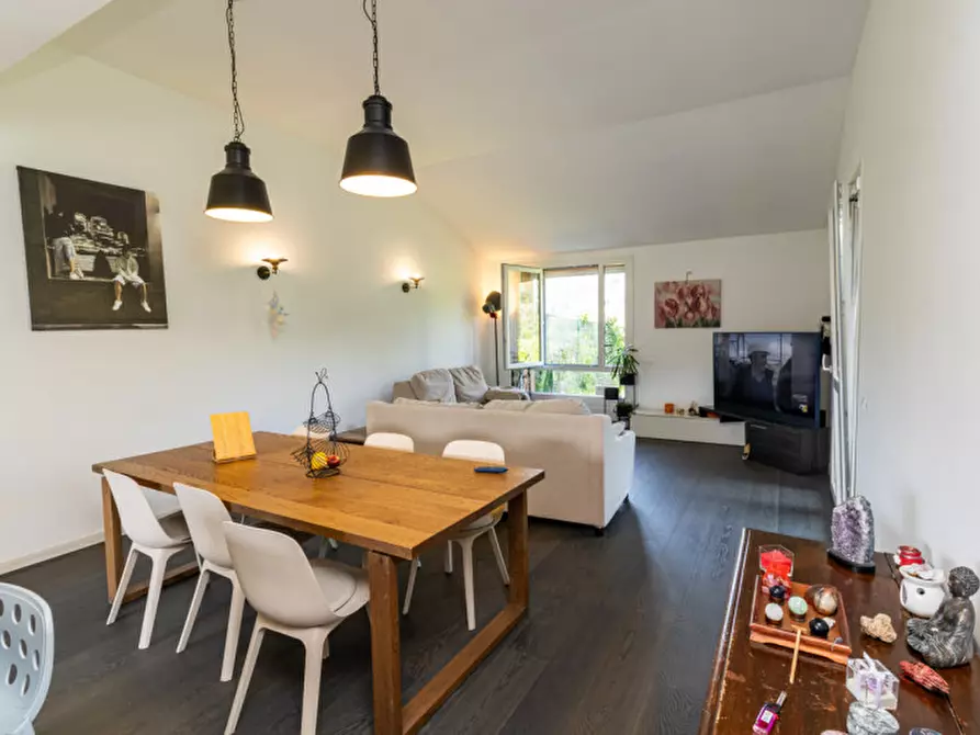 Immagine 21 di Villetta a schiera in vendita  in villaggio rododendro 10 a La Valletta Brianza