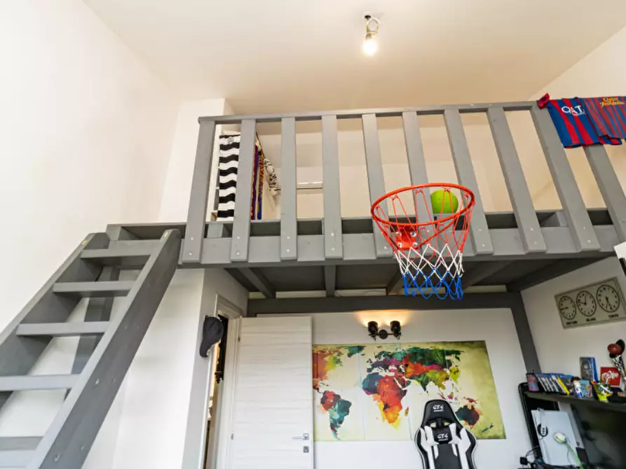 Immagine 39 di Villetta a schiera in vendita  in villaggio rododendro 10 a La Valletta Brianza