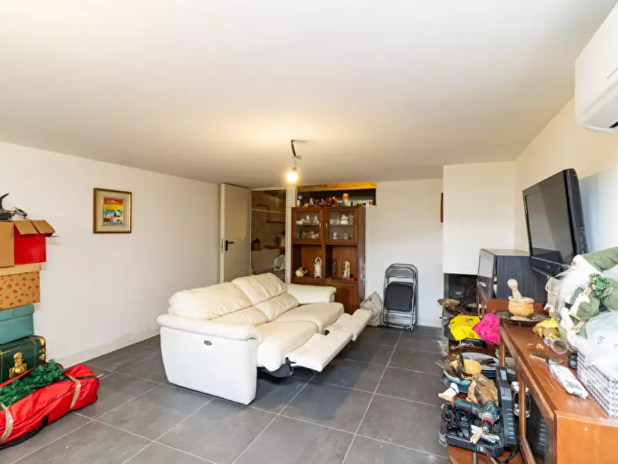 Immagine 45 di Villetta a schiera in vendita  in villaggio rododendro 10 a La Valletta Brianza