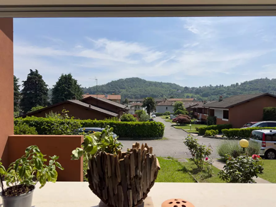 Immagine 50 di Villetta a schiera in vendita  in villaggio rododendro 10 a La Valletta Brianza