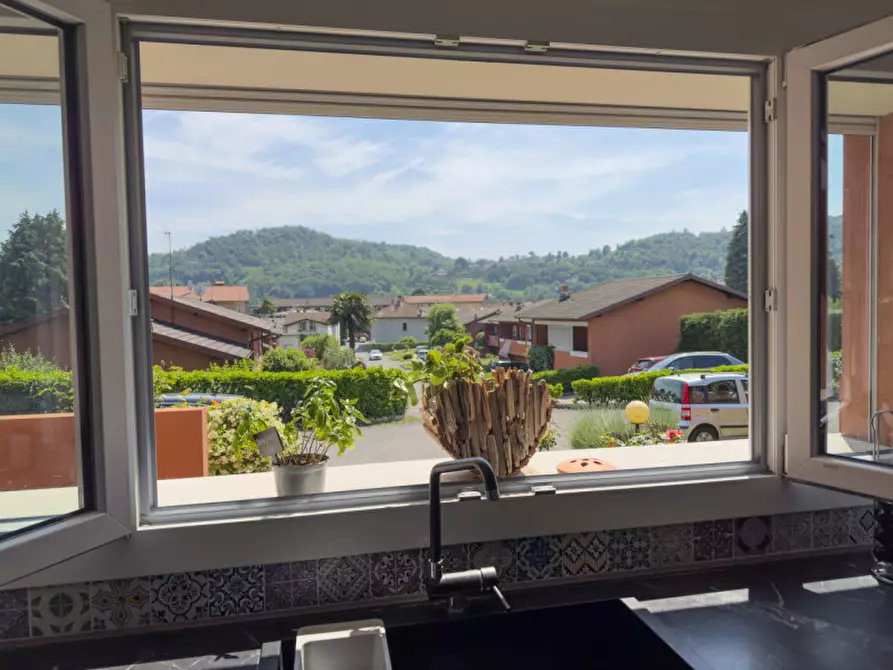 Immagine 51 di Villetta a schiera in vendita  in villaggio rododendro 10 a La Valletta Brianza